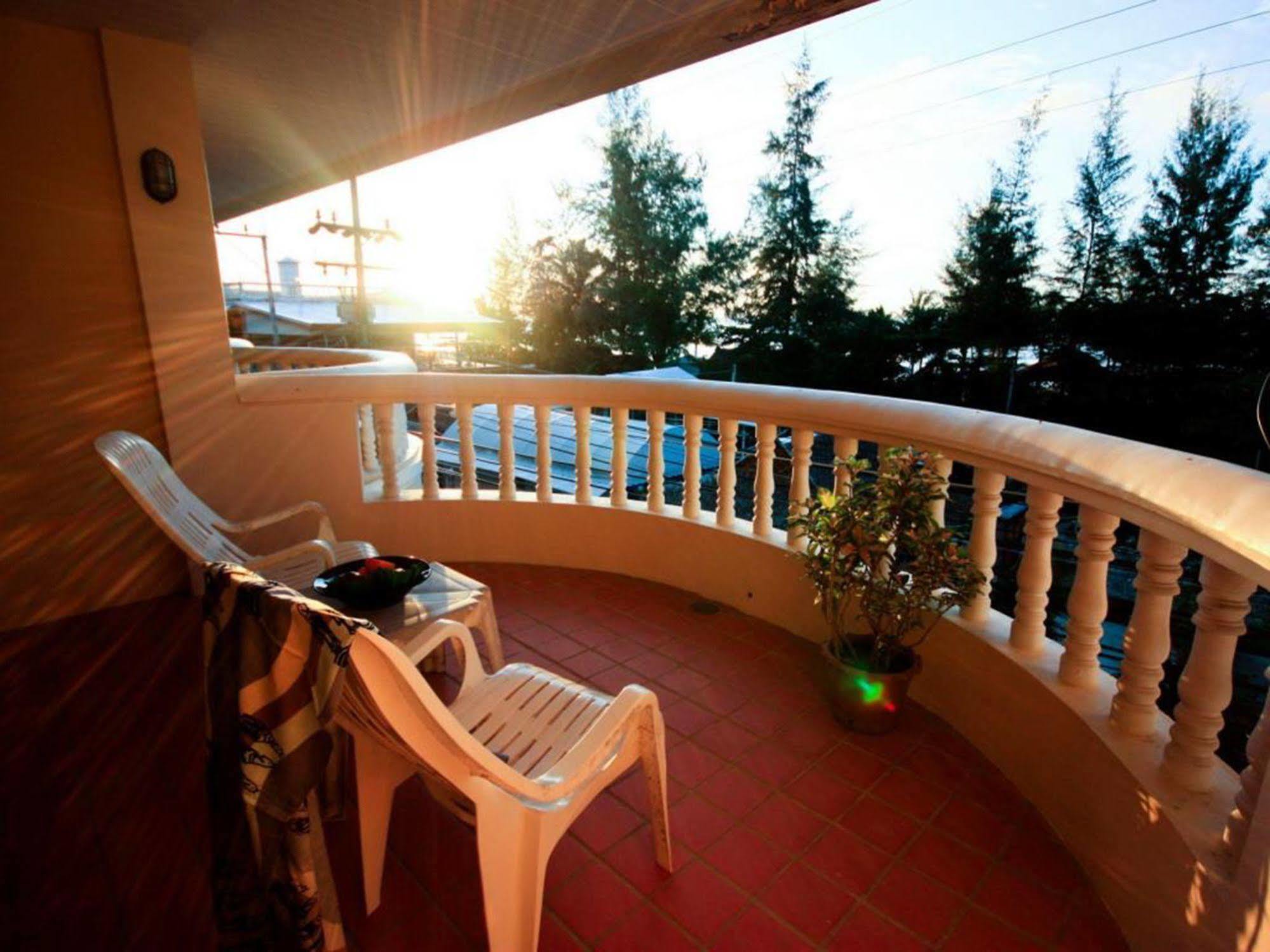 Appartamento Kamala Sea View Esterno foto